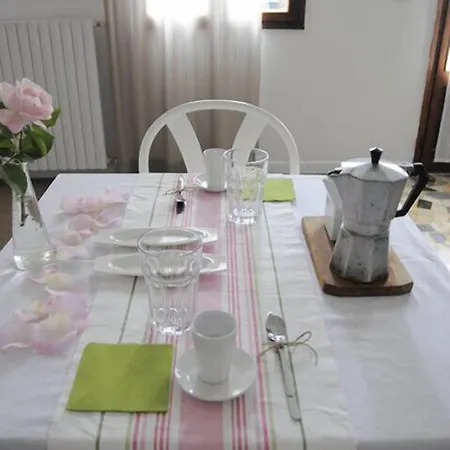 River Venice בית הארחה 3*