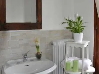 River Venice בית הארחה